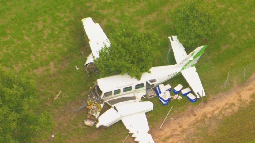 The Pilot of a Piper PA-31-350 Navajo Chieftain aircraft miraculously escaped after the cockpit was severely damaged during a crashed landing in Australia. | Photo: Credits to source